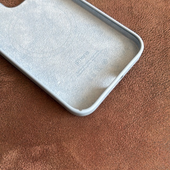 iPhone 13Pro Case - Picture 5 of 5